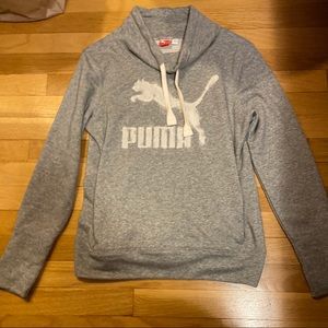 PUMA Graphic Funnel Sweatshirt Women’s Grey Size Small With Pockets